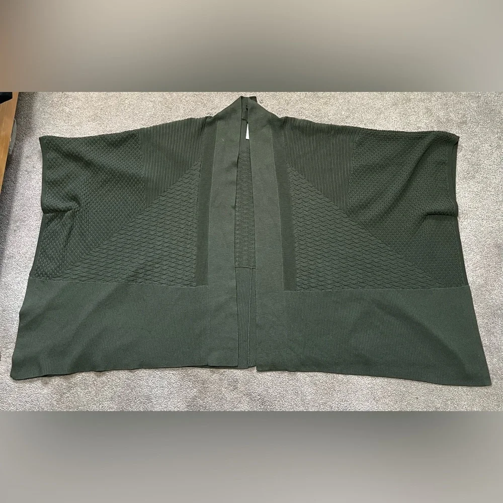Lululemon Dream Weaver Wrap Green One Size
